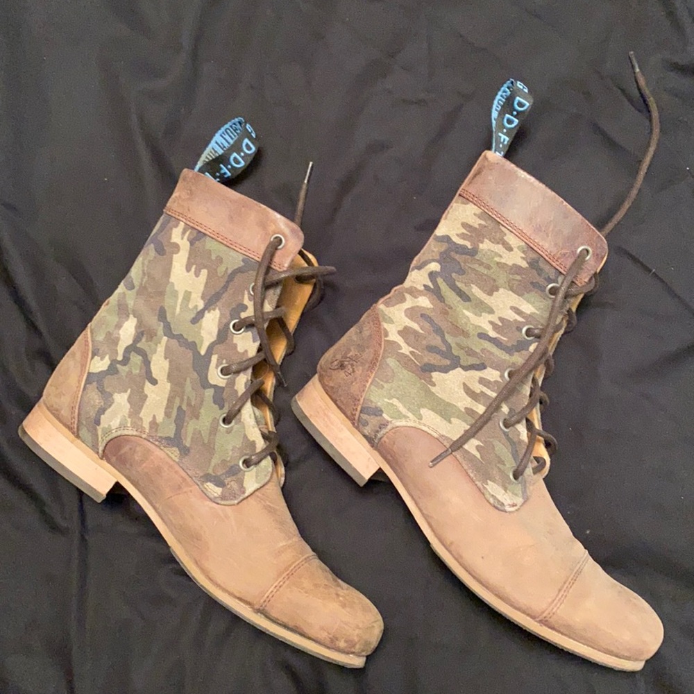 Fluevog Camo boots 8.5